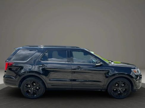 Used 2019 Ford Explorer Sport w/ Equipment Group 401A AWD/4WD image 8