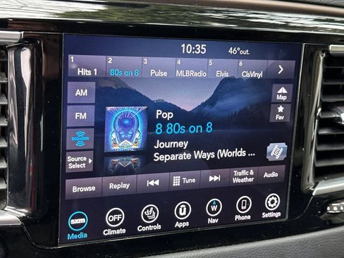 Used 2018 Chrysler Pacifica Touring-L Plus w/ Advanced Safetytec Group image 22