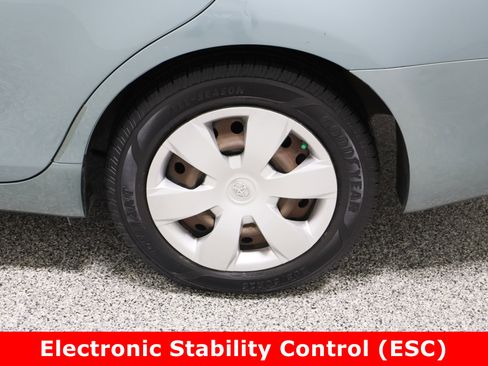 Used 2007 Toyota Camry LE image 10