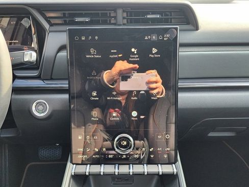 New 2026 GMC Terrain AT4 w/ Convenience Package III image 28