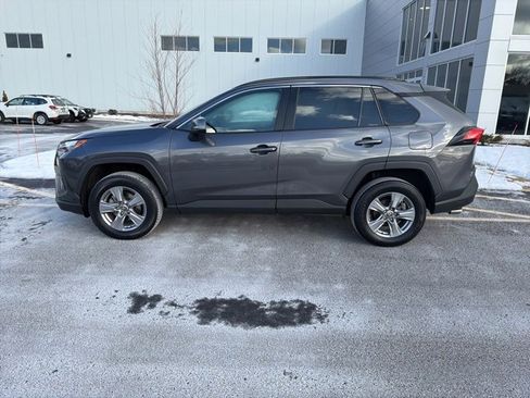 Used 2022 Toyota RAV4 XLE image 8