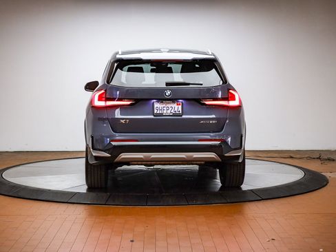 Certified 2023 BMW X1 xDrive28i w/ Convenience Package image 3