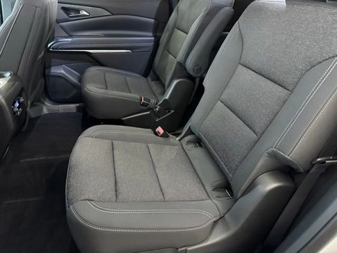 New 2026 Chevrolet Traverse LT w/ Driver Confidence Package AWD/4WD image 6