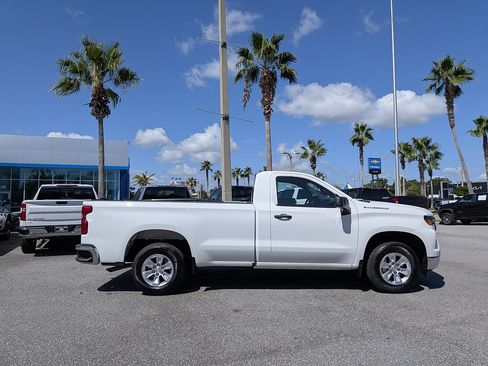 Certified 2025 Chevrolet Silverado 1500 W/T RWD image 2