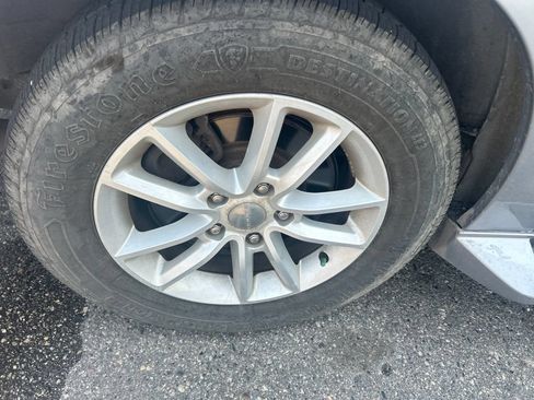 Used 2019 Dodge Grand Caravan SXT FWD image 10
