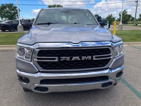 Used 2023 RAM 1500 Big Horn AWD/4WD image 3