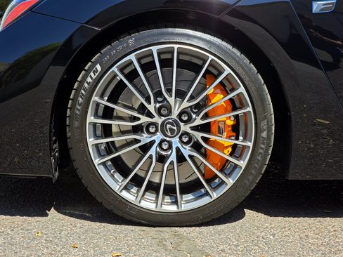 Used 2015 Lexus RC F w/ Premium Package RWD image 32
