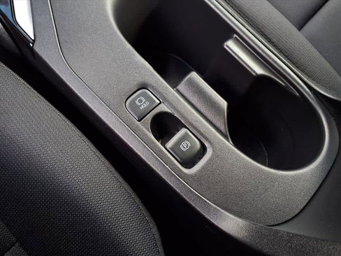 Certified 2025 Toyota Corolla LE image 15