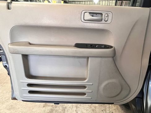 Used 2009 Honda Element EX image 24
