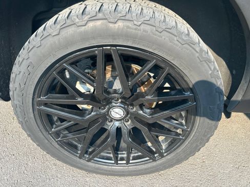Used 2018 Kia Sorento AWD image 6