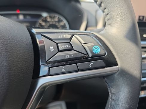 Used 2023 Nissan Altima 2.5 SV w/ SV Premium Package AWD/4WD image 31