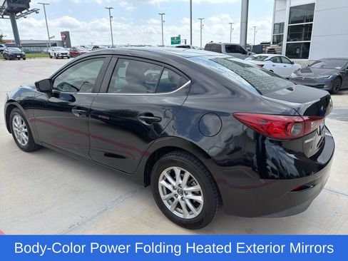 Used 2018 MAZDA MAZDA3 Sport w/ Preferred Equipment Package image 4