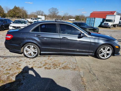 Used 2012 Mercedes-Benz E 350 Sedan image 3