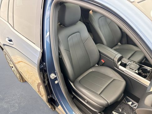Used 2022 Mercedes-Benz GLB 250 4MATIC image 16