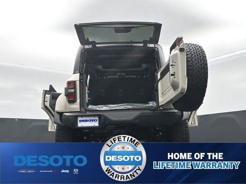 New 2025 Ford Bronco Raptor image 47