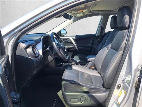 Used 2018 Toyota RAV4 Limited w/ Carpet Mat Package AWD/4WD image 10