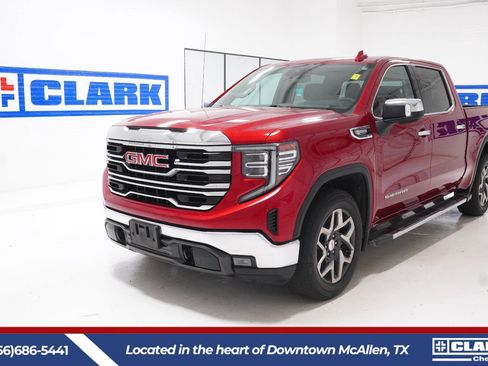 Used 2023 GMC Sierra 1500 SLT image 1
