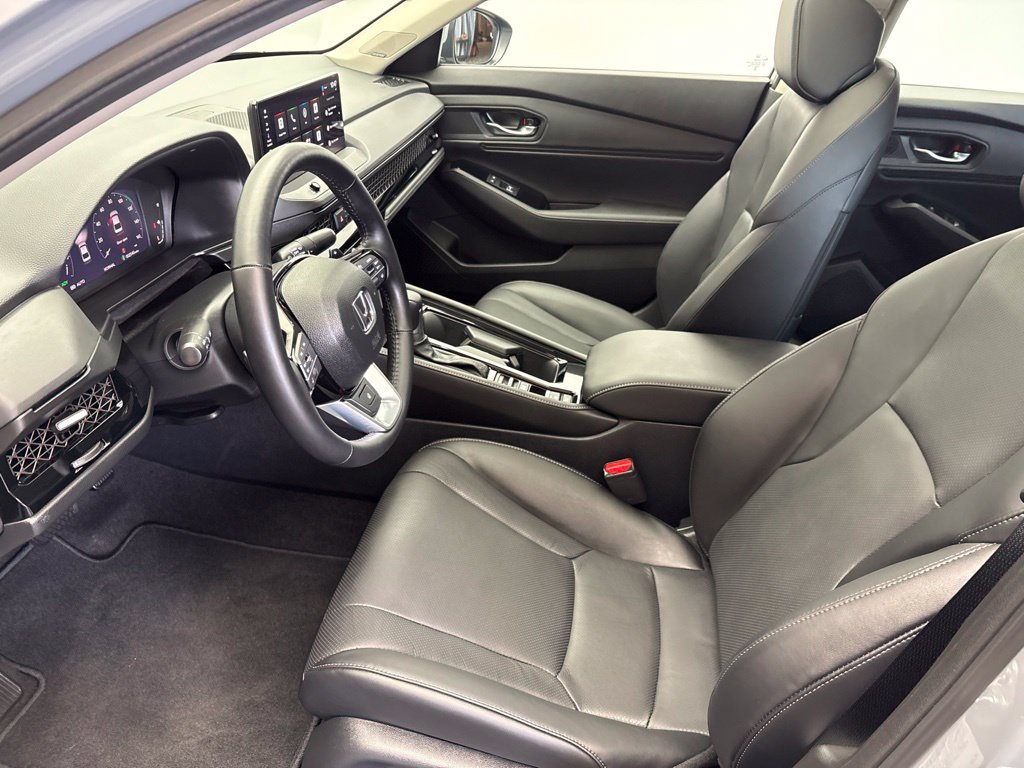 Used 2026 Honda Accord Touring image 5