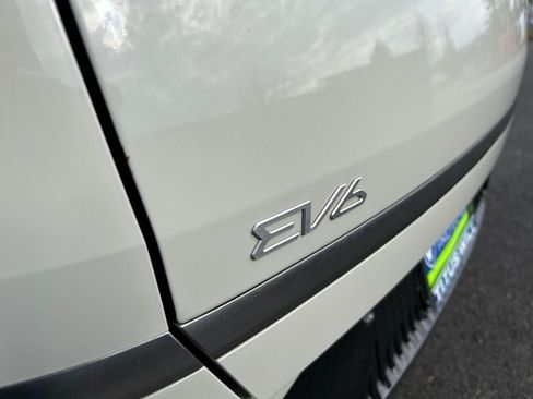 Used 2023 Kia EV6 Wind w/ Wind Technology Package AWD/4WD image 31
