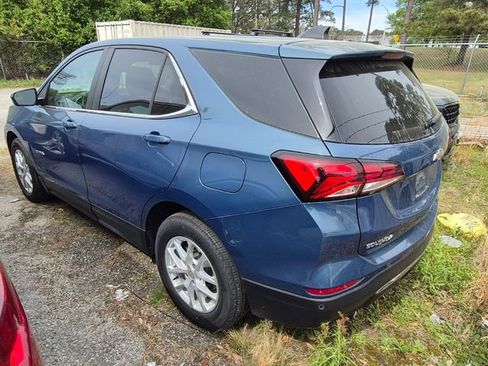 Used 2024 Chevrolet Equinox LT image 2