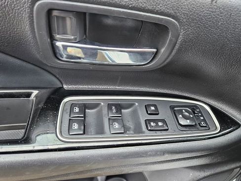 Used 2018 Mitsubishi Outlander GT image 19