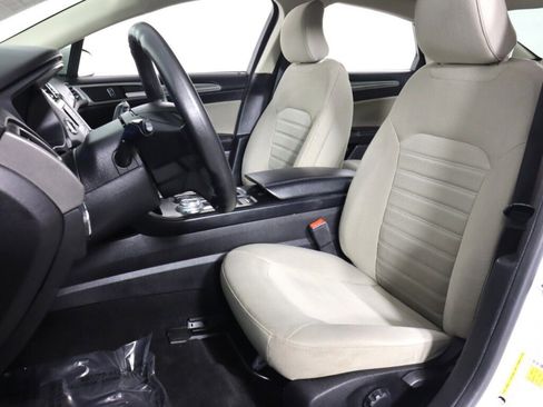 Used 2019 Ford Fusion S FWD image 29