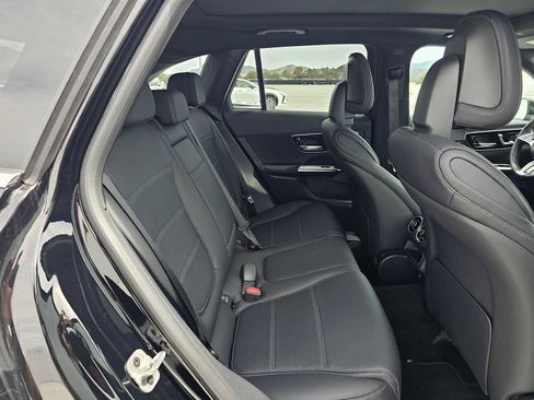 New 2026 Mercedes-Benz GLC 300 4MATIC image 12