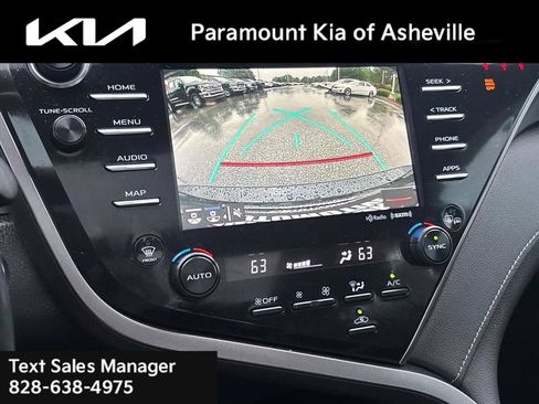 Used 2020 Toyota Camry XSE FWD image 14
