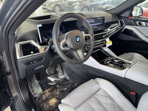 New 2026 BMW X6 xDrive40i w/ Climate Comfort Package image 15