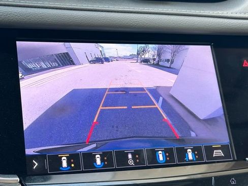 Used 2020 Cadillac XT6 Premium Luxury image 14