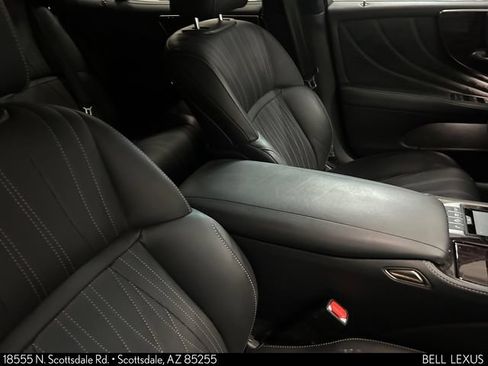 Used 2022 Lexus LS 500 w/ Interior Upgrade Package RWD image 11