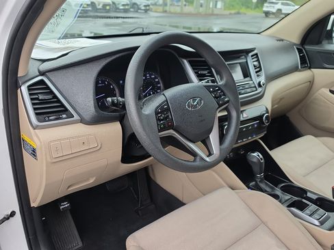 Used 2018 Hyundai Tucson SE AWD/4WD image 14