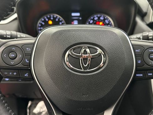 Certified 2022 Toyota RAV4 XLE Premium image 15