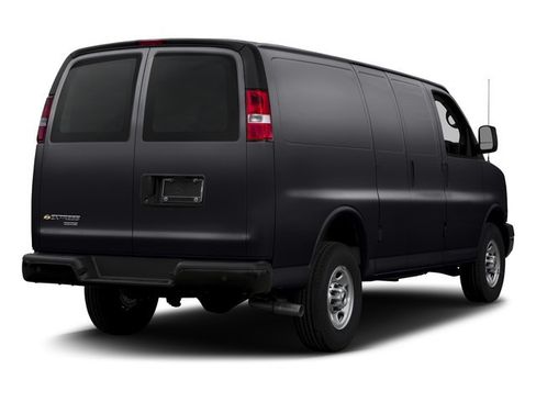 Used 2017 Chevrolet Express 2500 RWD image 2
