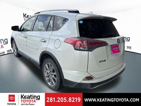 Used 2018 Toyota RAV4 Limited w/ Advanced Technology Package AWD/4WD image 5