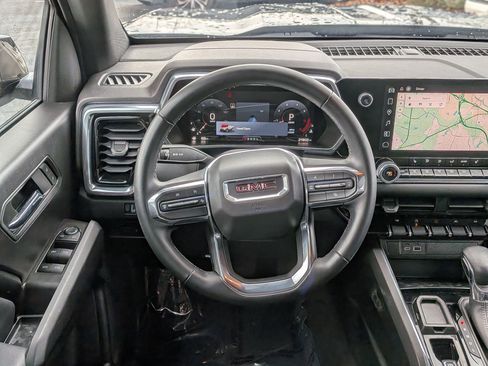 Certified 2024 GMC Canyon Elevation w/ Elevation Premium Package image 20