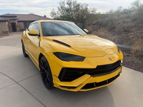 Used 2023 Lamborghini Urus S AWD/4WD image 8