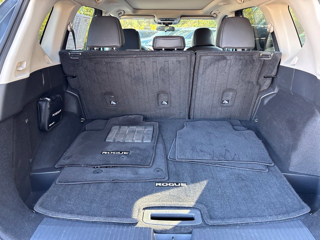 Certified 2023 Nissan Rogue SV w/ SV Premium B Package AWD/4WD image 13