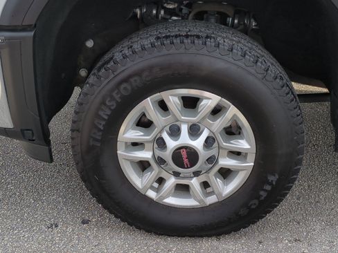 Used 2024 GMC Sierra 2500 Pro w/ Convenience Package image 11