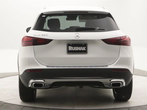 New 2026 Mercedes-Benz GLA 250 image 3