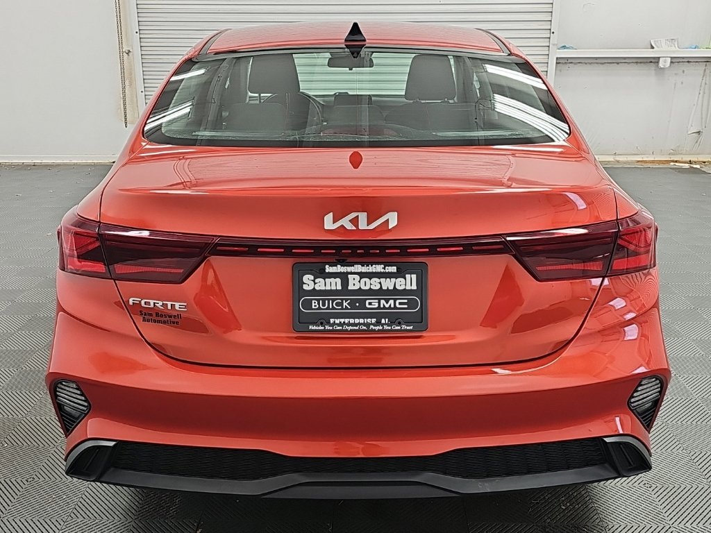 Used 2022 Kia Forte LXS FWD image 8