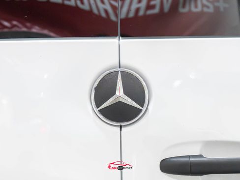 Used 2025 Mercedes-Benz Sprinter 2500 image 37