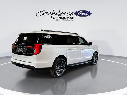 New 2026 Ford Expedition Max Platinum w/ Stealth Appearance Package image 9