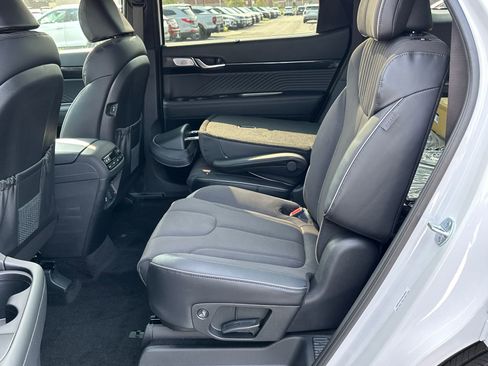 New 2025 Hyundai Palisade Calligraphy AWD/4WD image 16