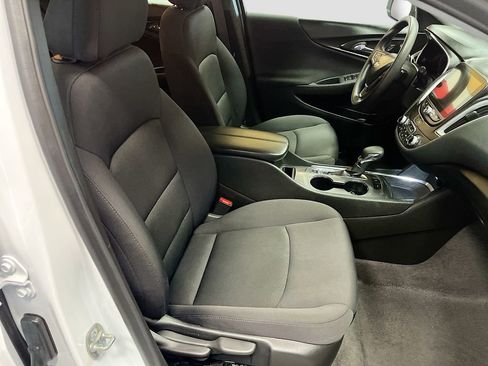 Used 2024 Chevrolet Malibu LT FWD image 27