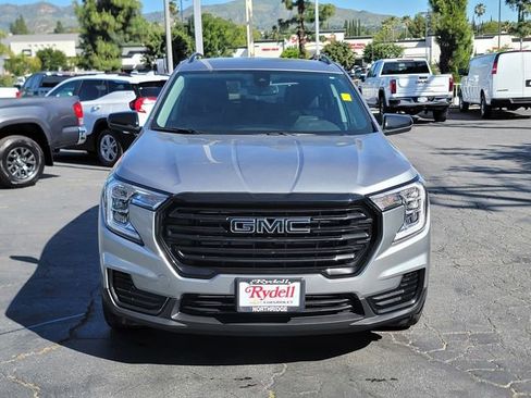 Certified 2023 GMC Terrain SLE w/ Driver Convenience Package image 2