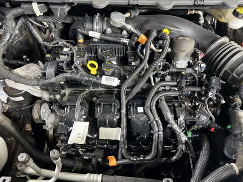 Used 2020 Ford Edge SEL w/ Convenience Package AWD/4WD image 29