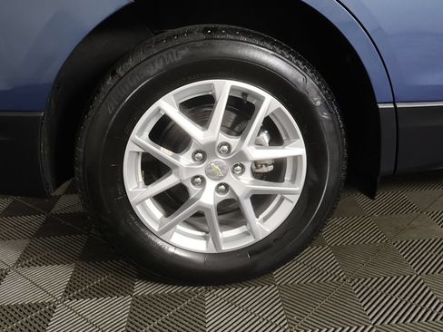 Used 2024 Chevrolet Equinox LT AWD/4WD image 21