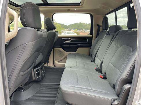 Used 2020 RAM 1500 Big Horn AWD/4WD image 3