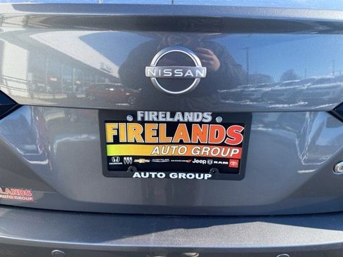 Used 2024 Nissan Versa S image 10